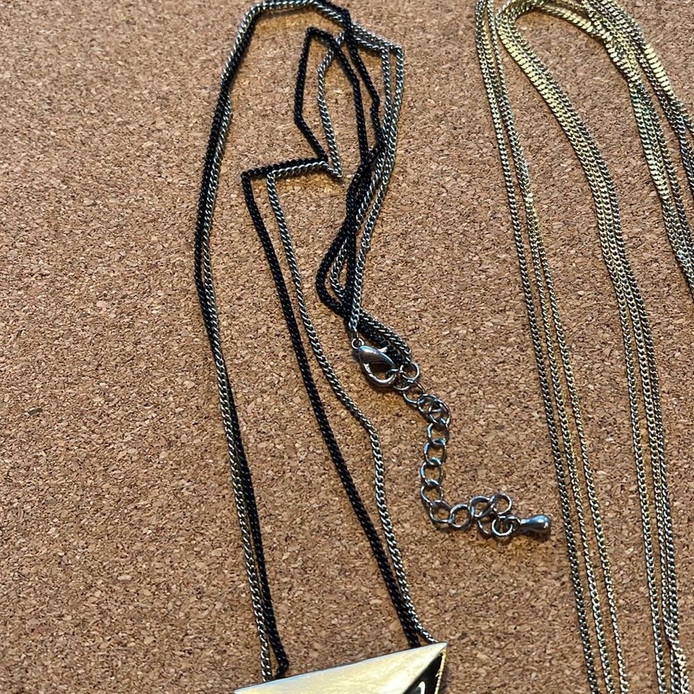 Necklace bundle - Picture 4 of 6